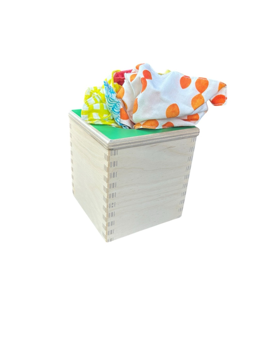 Lovevery Magic Tissue Box + 7 Reusable Cloth Magic Tissues